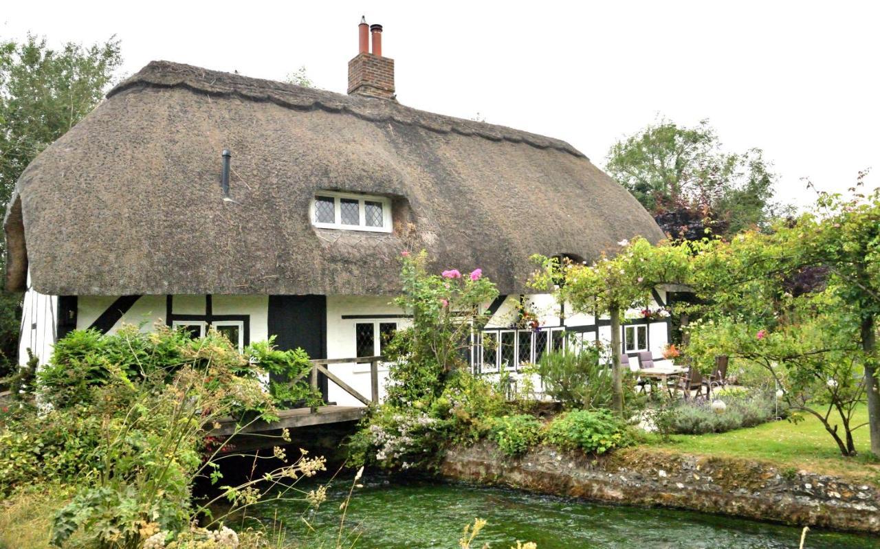 Cosy House, A Train Spotter'S Delight! Vila New Alresford Exterior foto