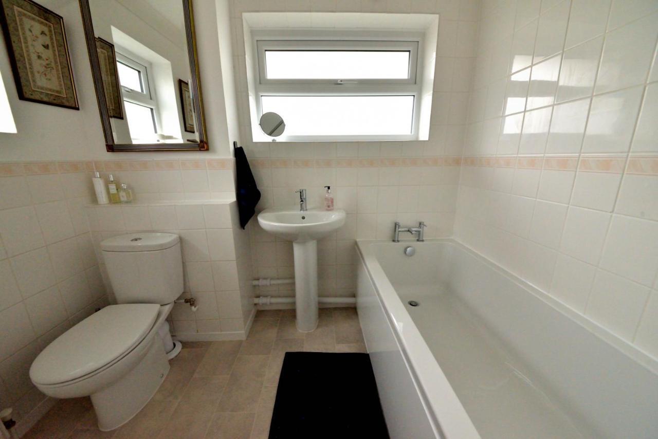 Cosy House, A Train Spotter'S Delight! Vila New Alresford Exterior foto